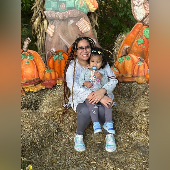 💚💚 WELCOME TO MY CLOSET 💚💚 - Picture 1 of 14